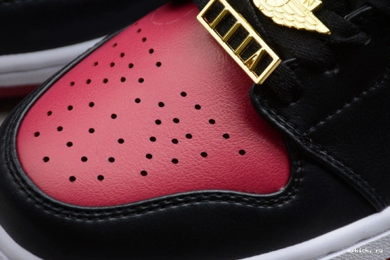 Cheap EP CZ4385-016  Jordan Black Mid Beetroot 1  CZ4385-016 (W) Dark SE 0411